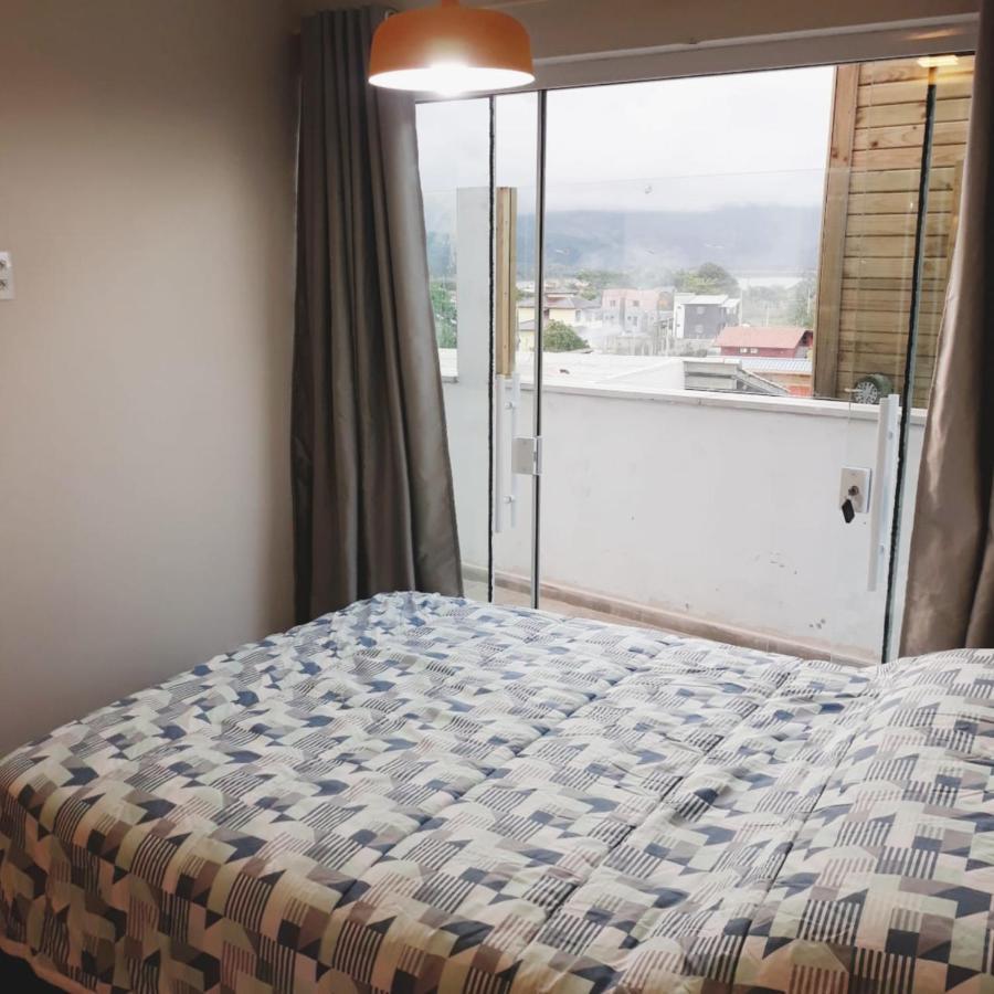 Lake View Guest House 普腊亚罗萨 外观 照片